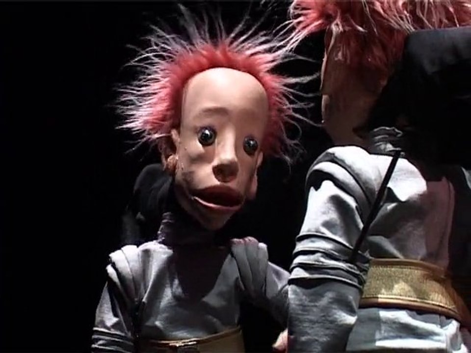 2084 par Flash Marionnettes