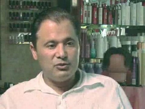 How To Tell The Difference Between A Custom Hairpiece And A Stock Hairpiece : How do I tell the difference between a custom hairpiece and a stock hairpiece?