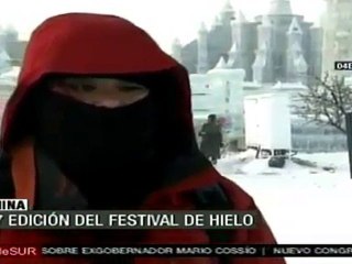 Esculturas gigantes en festival de la nieve en China