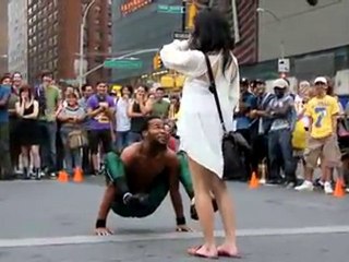 Un Mec saute 7 filles !!