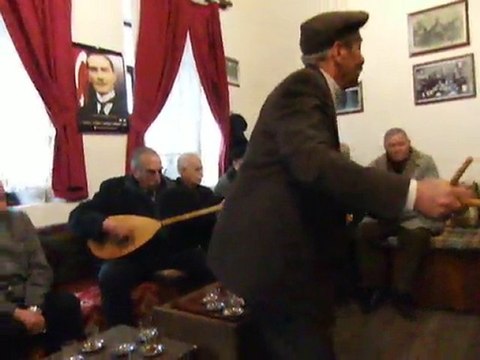 YILDIZ. ANKARA OYUN HAVASI .( Haluk Balaban Arşiv )