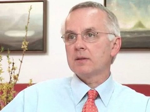 Parkinson's Symptoms : What is the difference between 'internal tremor' and 'external tremor'?