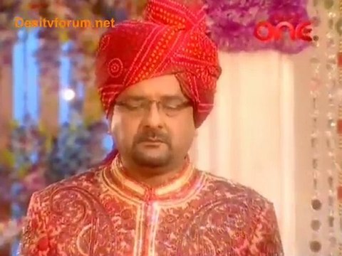 Woh Rehne Waali Mehlon Ki - 6th January 2011- Part2