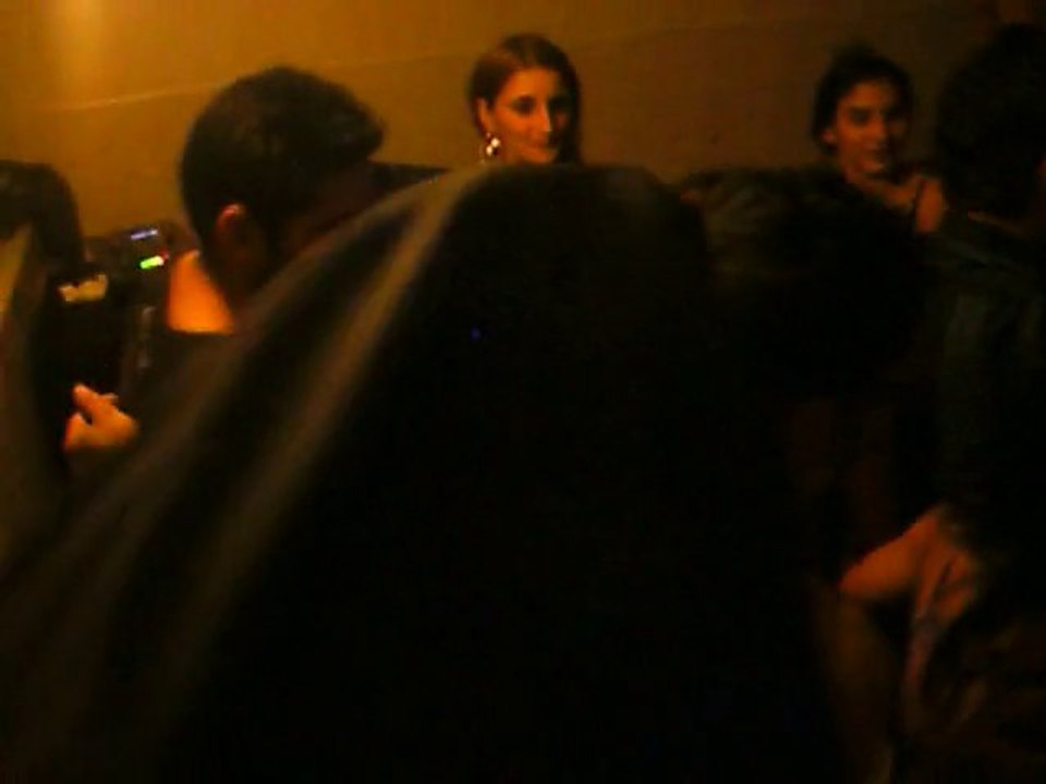 !!bonne année 2011 - une vidéo Amis et Famille!!