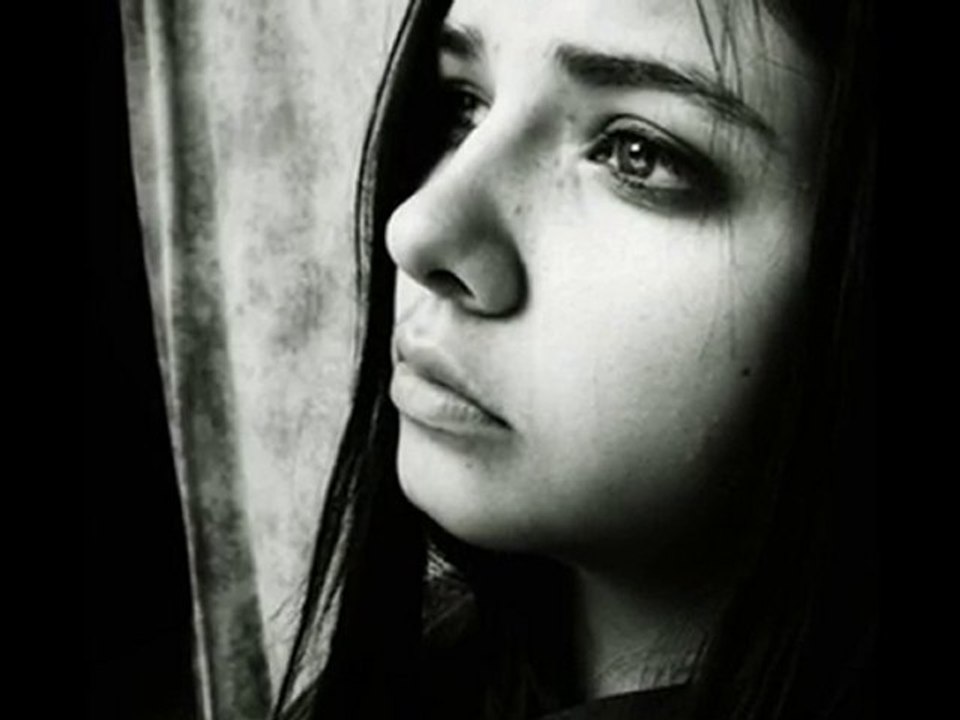 dJSaRaH Bir Kadın Ağlarsa ( Mutlaka Dinleyin )