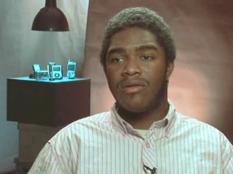 How To Fix Scratches On Your PMP And MP3 Players : How do I fix scratches on my PmP and MP3 players?