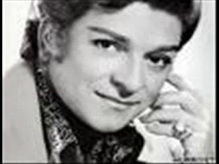 Zeki Müren - Yıllarca Sürüklendim