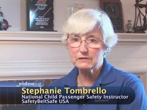 Car Safety And Pregnancy : Where should I sit in a vehicle if I'm a pregnant passenger?