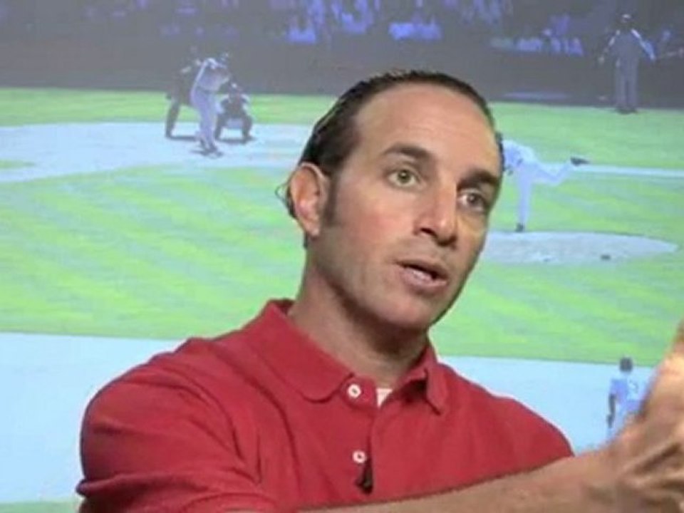 Playing Outfield In Baseball : What are the defensive responsibilities of a right fielder in baseball?