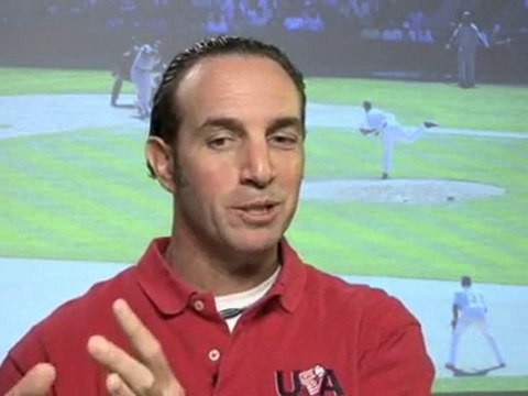 Playing First Base In Baseball : What are the defensive responsibilities of a first baseman in baseball?