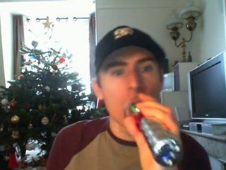 Wiwi égratigne "do it on my own"