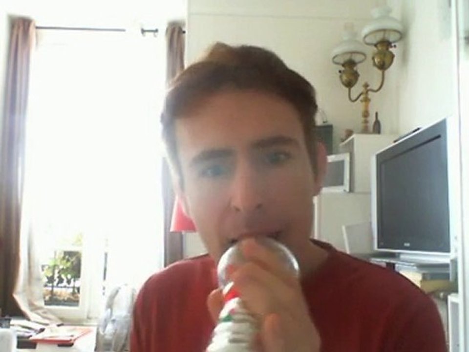 Wiwi égratigne "i'm Henry the eighth i am"