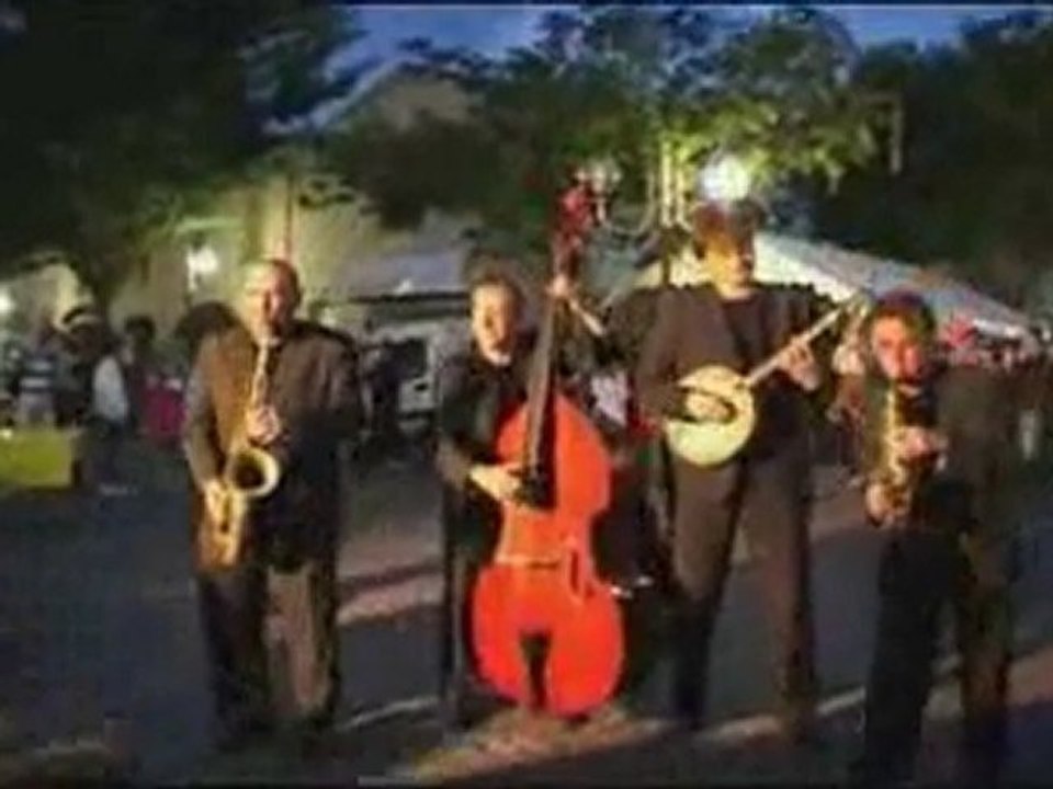 Jazz Chamber Orchestra : Animation dans la rue - 2004