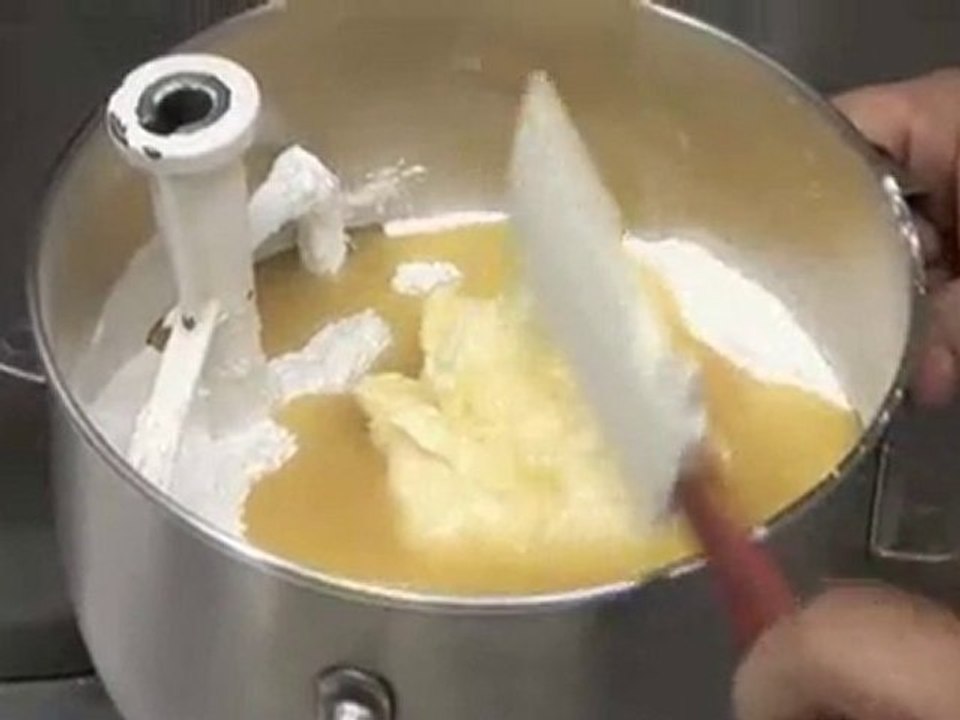 How To Make Pineapple Frosting