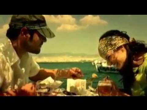 Kahraman TAZEOĞLU Esmer Bir Gecede Zaman/sızım