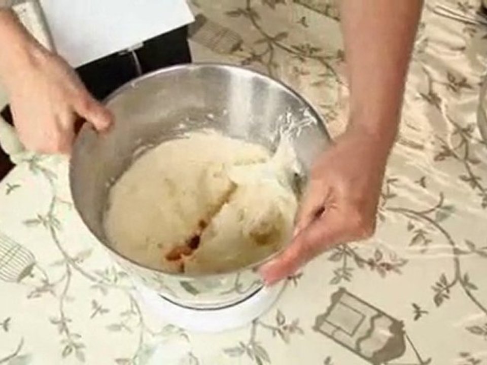 How To Make Pink Frosting