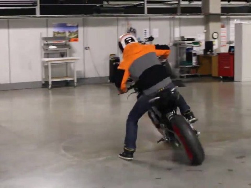 KTM 125 Duke - Pour apprendre à faire le con en 1 minute