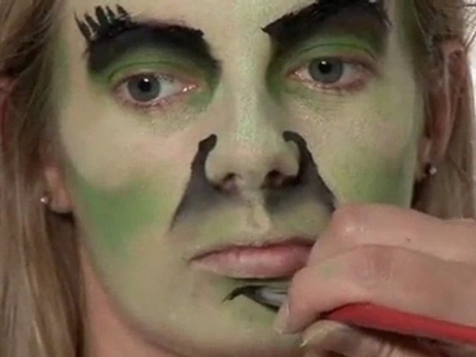 How To Do Witch Face Painting