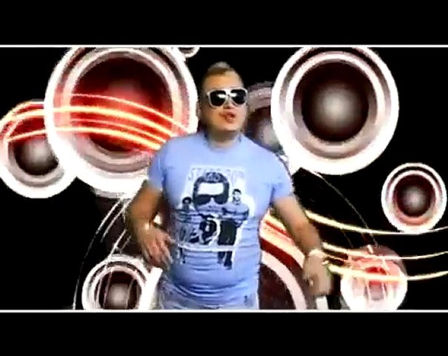ZAKU FATA DE LA MIEZUL NOPTII OFFICIAL VIDEO