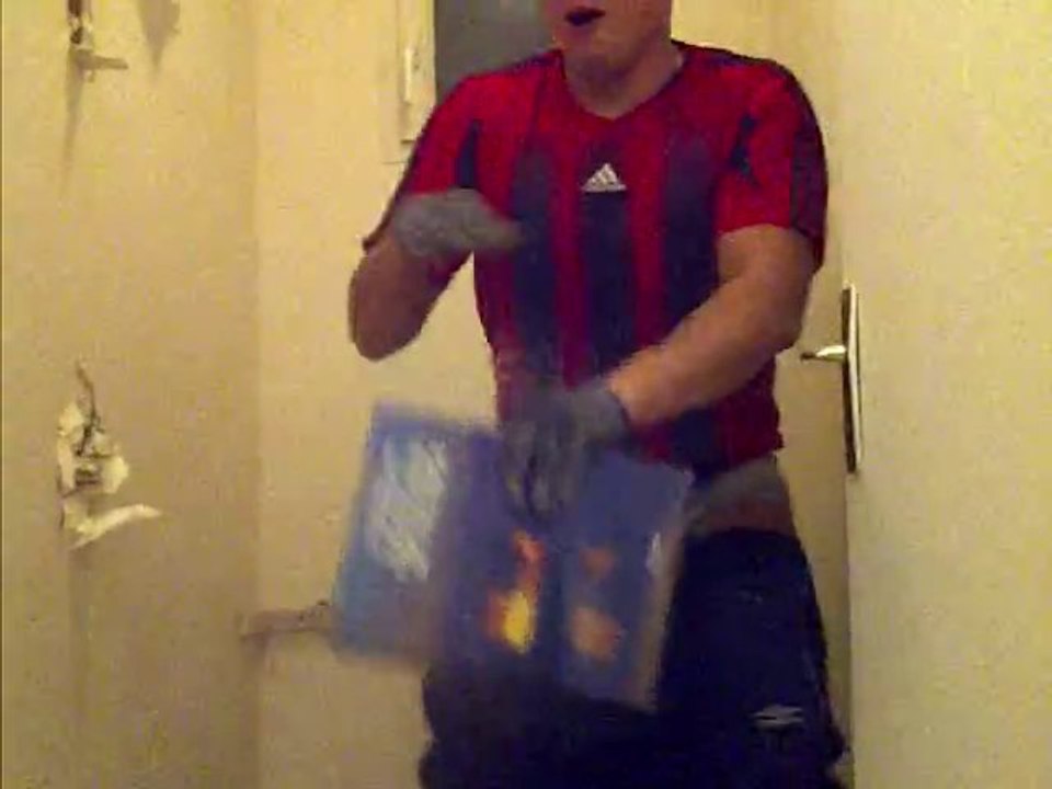 Julio's House - Episode 1 : plus de papier !