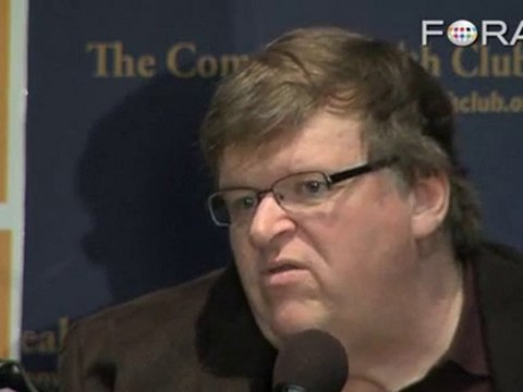 Michael Moore Told to 'Cool It' on Senator Chris Dodd