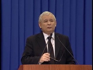 Poland's Kaczynski slams Russian crash report