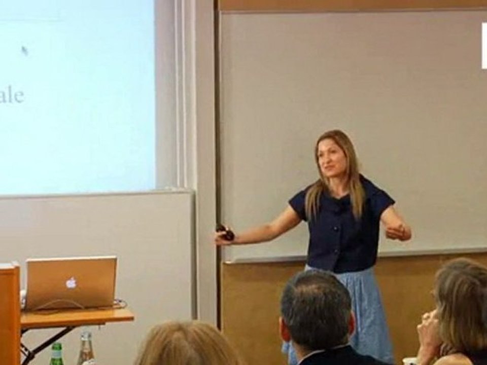 Sharon Novak: Using Social Media to Sell Luxury Brands