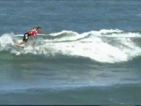 Jadson Andre vs Kelly Slater - Final Heat Highlights - Billabong Pro Santa Catarina 2010