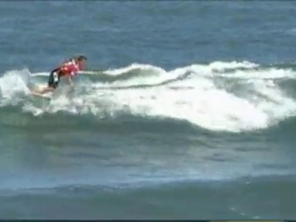 Jadson Andre vs Kelly Slater - Final Heat Highlights - Billabong Pro Santa Catarina 2010