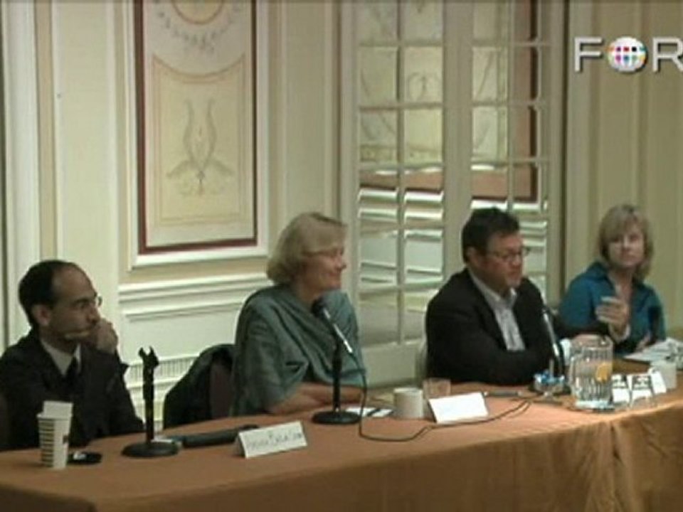 Social Networks: Everyone Knows Everything About Everyone