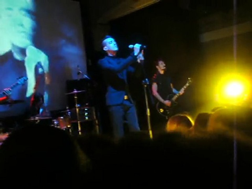 Cem Adrian - Kayıp Canlı Performans