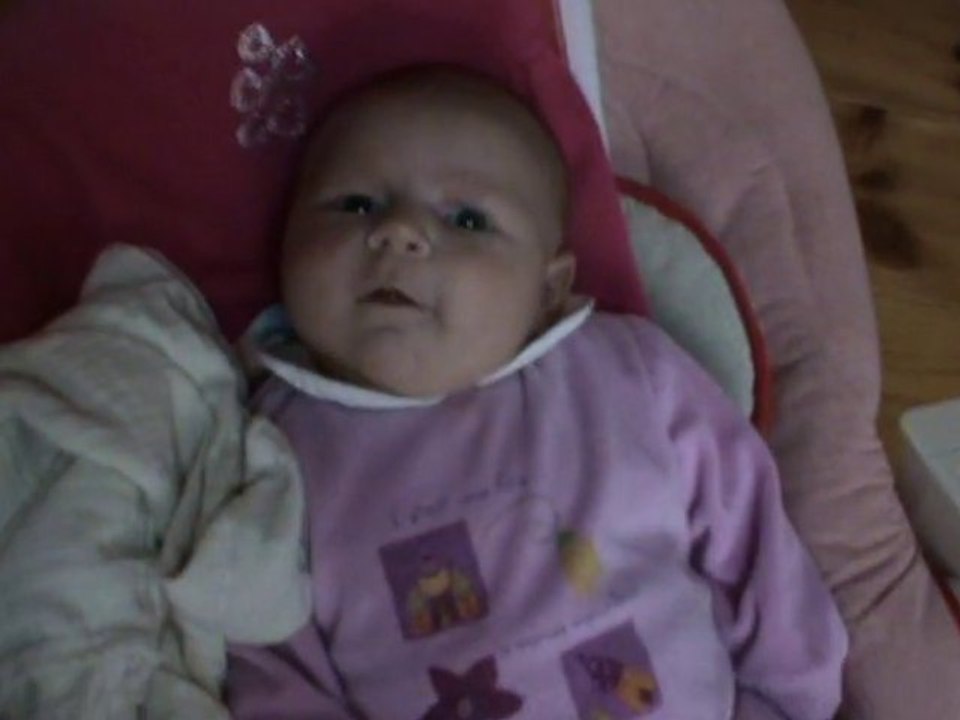 Lucie 1 mois...