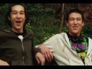 Le visiteur du remix S01 E01 - Ah merde