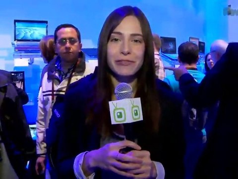 UNVEILED: Dual-Screen Acer iPad! - Acer Iconia Laptop - CES 2011 - Tekzilla Daily Tip