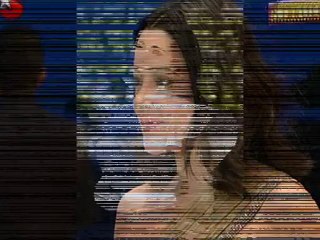 Özgü Namal Salına Salına