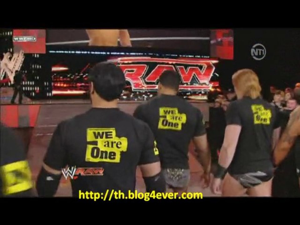 Catch Attack Raw 7/01/11-CM Punk rejoins la Nexus
