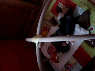 Flavian sur son tapis d'éveil - janv 2011