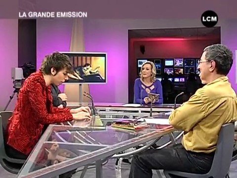 Musique: Mademoiselle K joue dehors (Marseille)