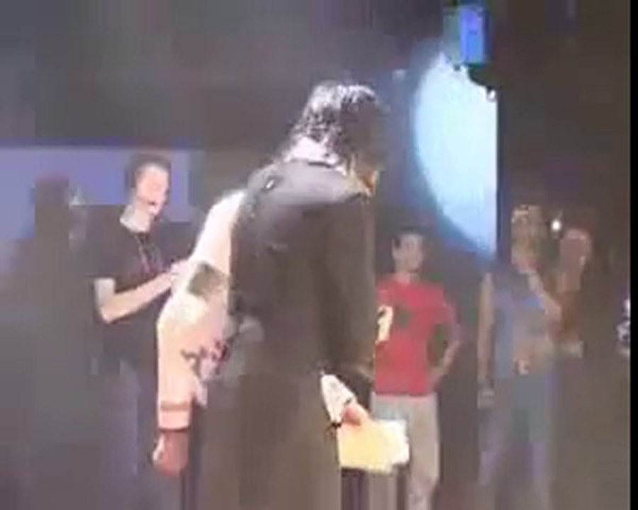 Earnest Valentino and Michael Jackson on Stage