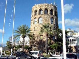 Puerta Banus “Camaron de la Isla" "Como El Agua"