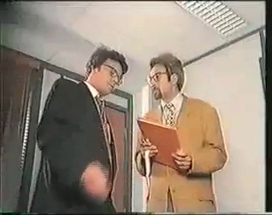 Kad et Olivier - Parodie de film porno