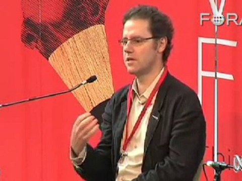 Gerry Simpson Defines War Crimes