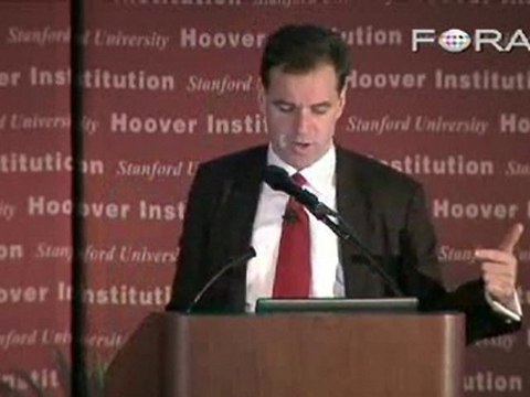 Ferguson Stresses China-US Relations in Economic Crisis