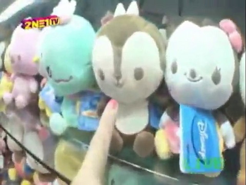 090824 2NE1TV Pirate Clips