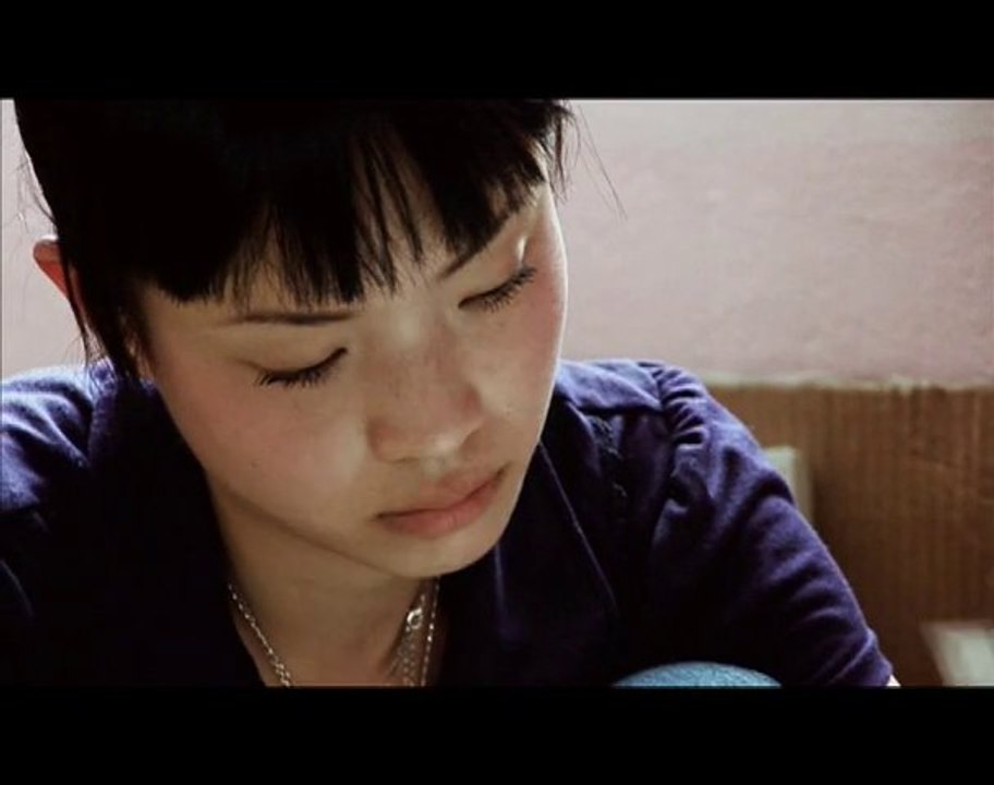 Sébastien Tellier - L'Amour Et La Violence (Boys Noize Rmx)