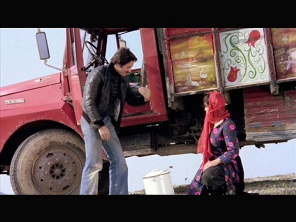 (2)BİR GÜZEL GELDİ ÇEŞME BAŞINA ( OY NİDEM )