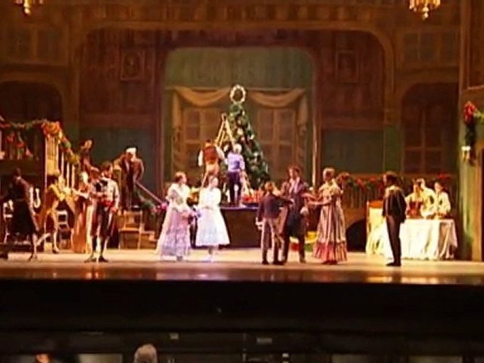 Royal Ballet to launch "Alice in Wonderland"