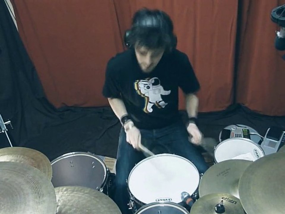 Thomas O'Brien - Drum Cover / Muse - Time is running out