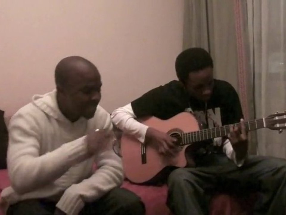 [KsOneRadio] Akoustik Mister Léo Feat Swyko