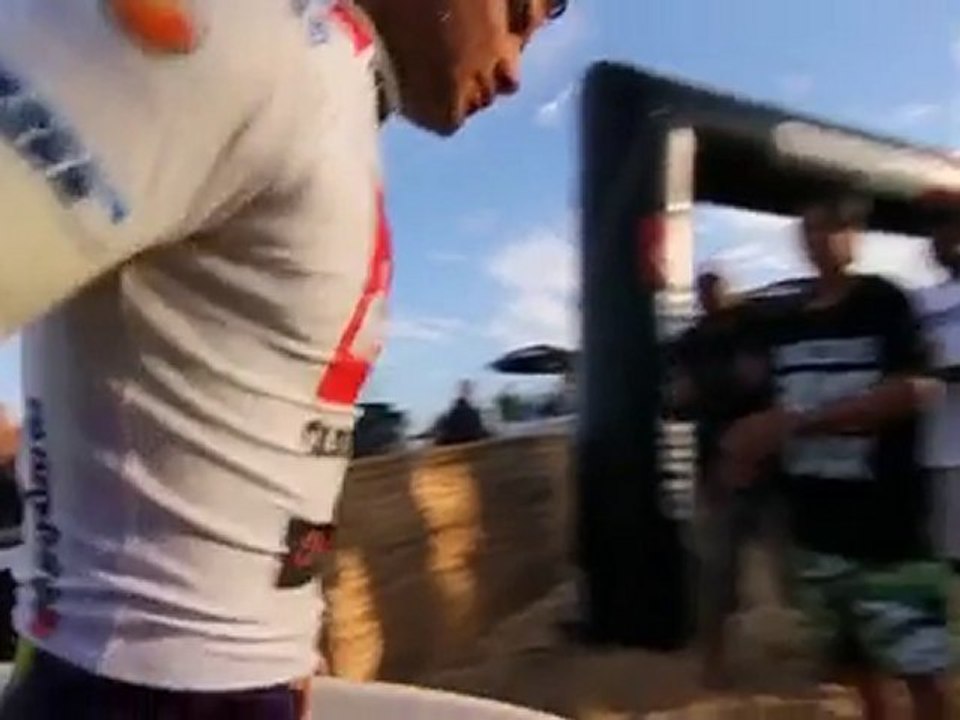 2010 Quiksilver Pro France - Wipe Out of the Day Michel Bourez